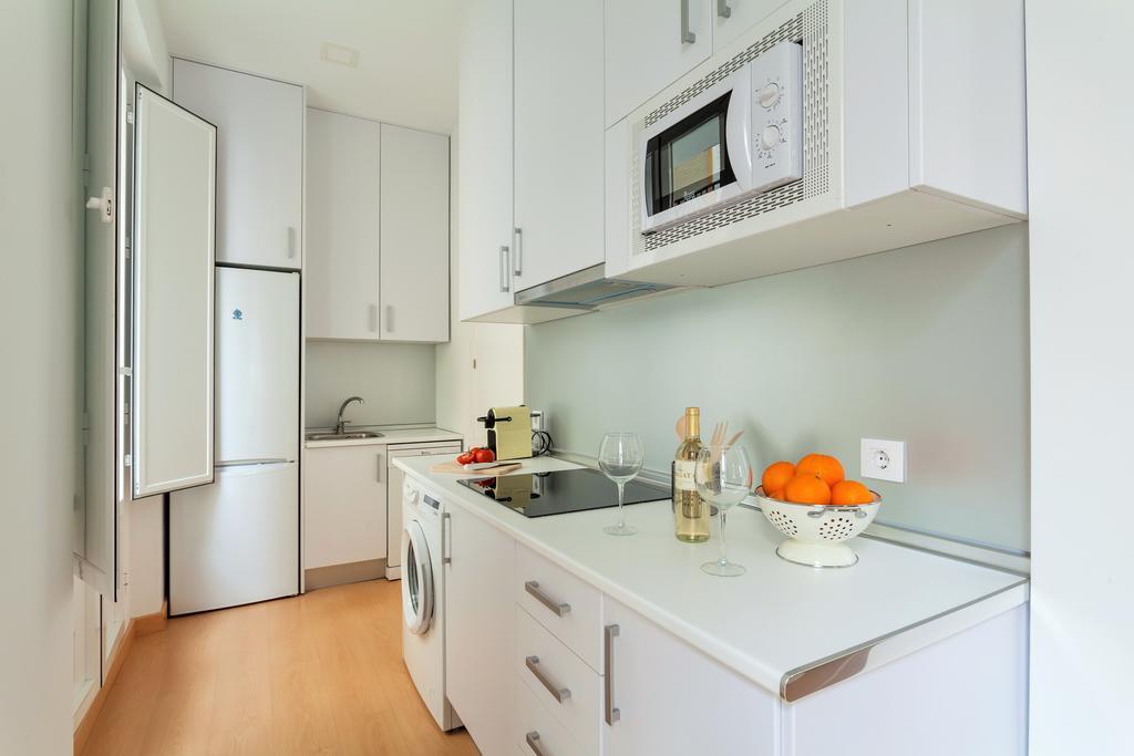 Apartamento Hostly Acetres 1a Loft In Center, Comunal Terrace, Fibre,parking Optional *