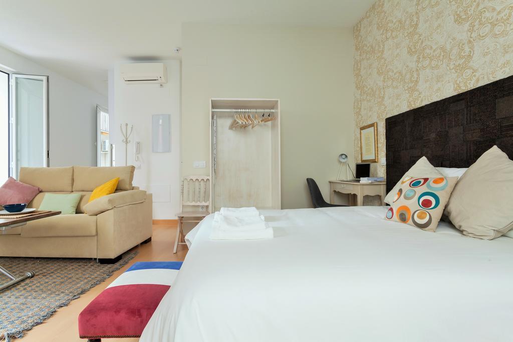 Hostly Acetres 1a Loft In Center, Comunal Terrace, Fibre,parking Optional * Sevilha